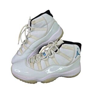 Mens Air Jordan 11 Retro Legend Sneakers White Blue 136046-117 Size 9.5